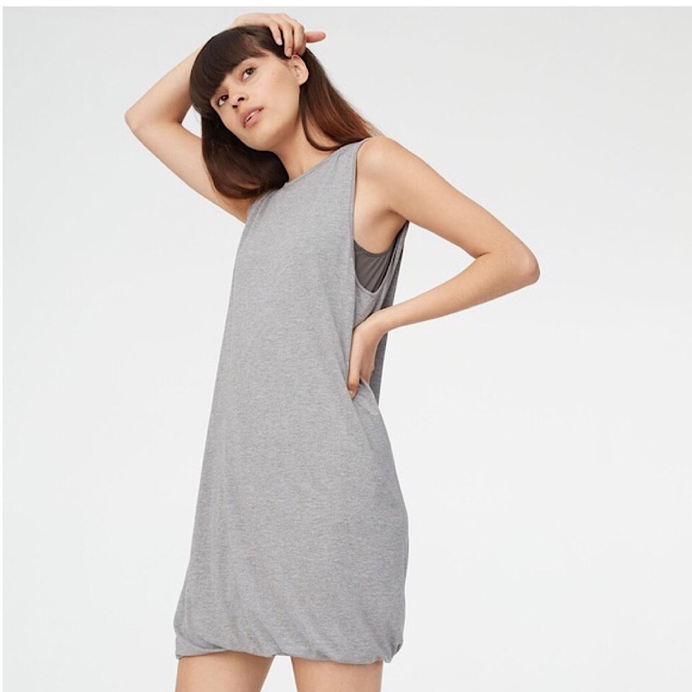 Club Monaco - sleeveless, bubble hem dress